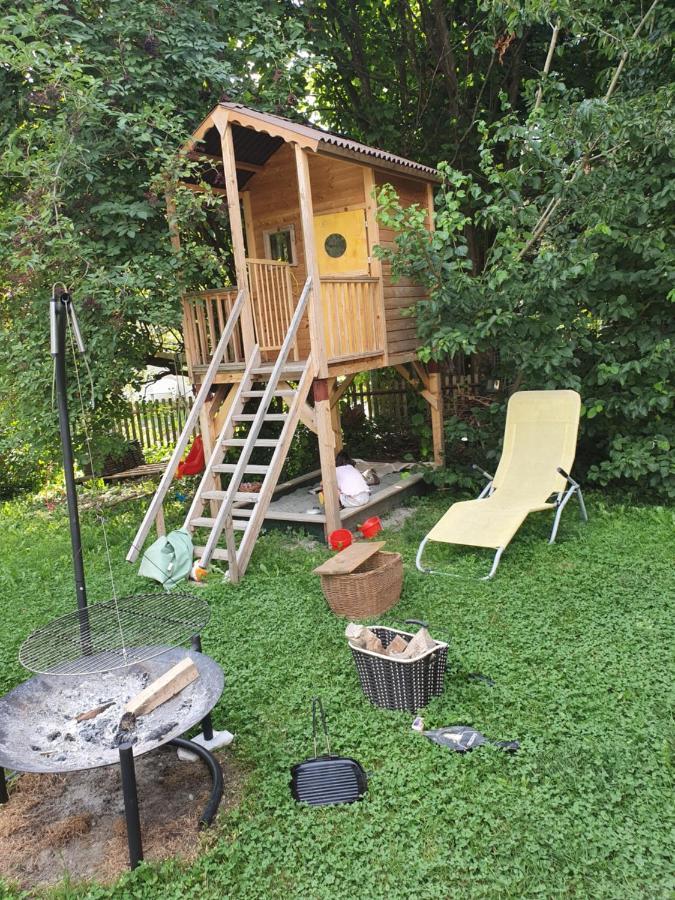 Zentral Gelegene Wohnung Mit Grossem Garten Interlaken Eksteriør billede